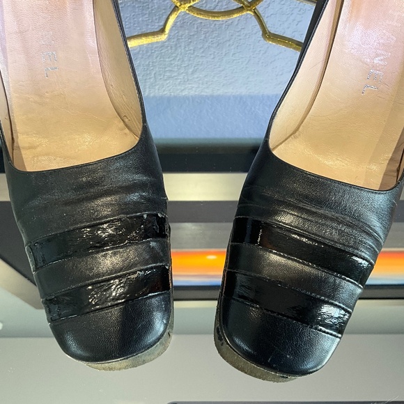 Vintage Y2K Authentic Chanel Square Toe Cylinder Heel Black Pumps Damaged 9B - Picture 4 of 14